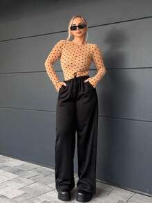 Jeta Ari 波尔卡圆点印花修身褶皱女式长袖衬衫，秋装 - 卡其色 - 查看 5