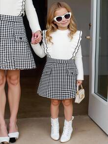 Elladie kids 2 件套幼儿女童秋季新款罗纹面料白色长袖荷叶边衬衫上衣和千鸟格裙套装，简约时尚通勤套装 - 黑與白 - 查看 1