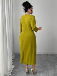 Modelyn Plus Size Women Elegant Cinched Waist Casual Dress - Green - View 2