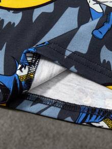 BATMAN X SHEIN Tween Boy Casual All-Over Print Crew Neck Loose Fit Long Sleeve Knit T-Shirt