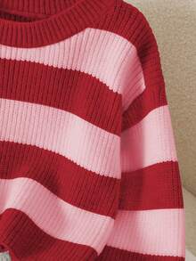 SHEIN 年轻女孩休闲日常通勤拼色条纹落肩宽松短款毛衣，秋冬