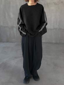 FRIFUL Camiseta de manga larga holgada y versátil para mujer con cuello redondo en gris oscuro, decoración de rayas de contraste, abertura lateral con cordón, puños y bajo con ribete, hombros caídos, para otoño - Negro - Ver 2