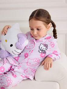 HELLO KITTY AND FRIENDS | SHEIN 2件套少女甜美可爱全印花翻领长袖上衣和裤子针织宽松粉色睡衣套装