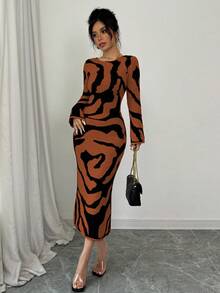 Elenzga Vestido de punto con mangas acampanadas y estampado de colores contrastantes para mujer - Marrón Chocolate - Ver 5