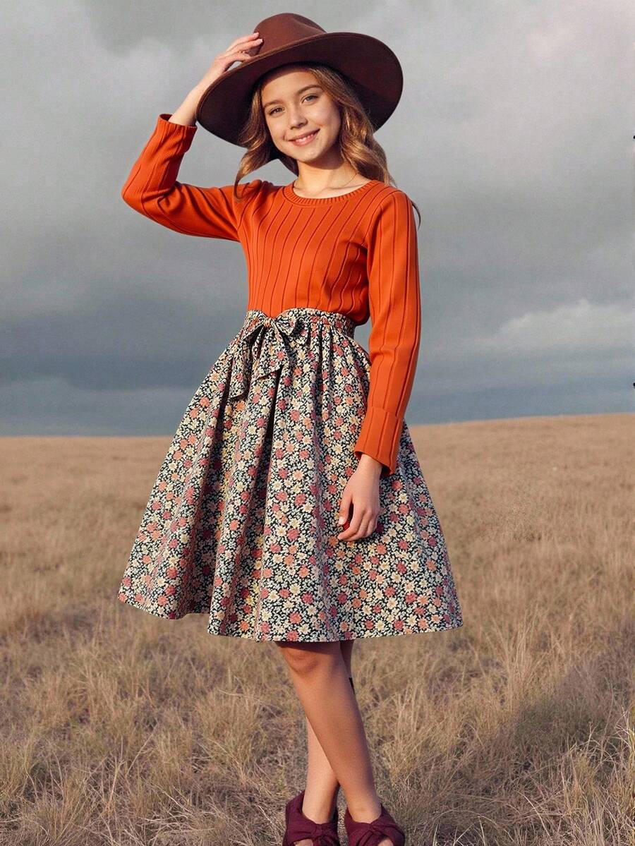 SHEIN 1 件女童编织碎花拼布针织罗纹连衣裙(配腰带),甜美俏皮,时尚,适合日常休闲装和度假,春秋季 - 彩色 - 查看 1