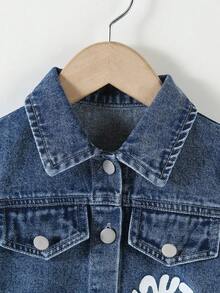 Elladie kids Young Girls Cute Style Denim Jacket, Vintage Mid-Blue Denim Color With White Floral Print, Fitted Silhouette, Comfortable Soft Fabric, Fashionable For Daily Wear And Commuting, Suitable For Spring, Summer, Autumn And Winter