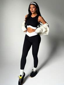 Dewbera Set sport fără cusături pentru femei, cu maiou scurt și colanți, în culori contrastante - Alb-negru - Vizualizare 1