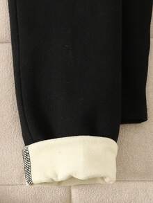 SHEIN 2件套少女休闲家居高领保暖弹力针织PU字母贴片修身打底裤，黑色和灰色，适合日常、居家、上学等场合，百搭黑色打底裤，适合儿童冬季穿着，黑色长裤，打底裤套装 - 彩色 - 查看 4