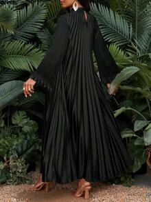 SHEIN Lady CURVE 秋季大码优雅纯色宽松褶皱连衣裙 - 黑色 - 查看 2