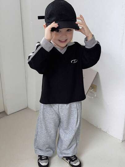 DAZY Toddler Boys' Side Stripe Decor Korean Style Casual Loose Long Sleeve Sweatshirt