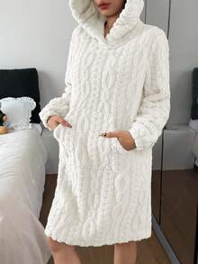 SHEIN Camisola de Inverno Aconchegante e Felpuda com Capuz e Orelhas de Animal 3D para Mulheres - Branco - Visão 5