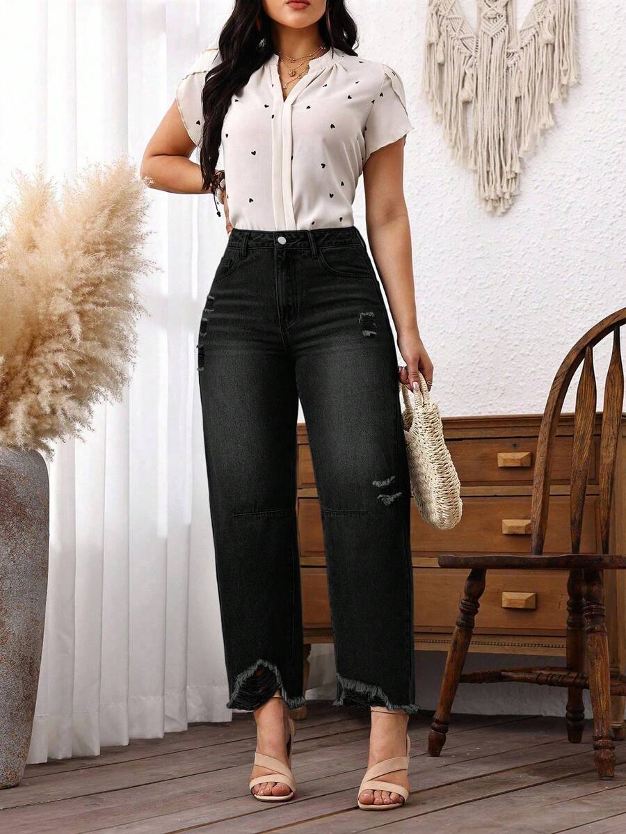 EMERY ROSE Spring Plus Size Women Cowgirl Inelastic Distressed Frayed Hem Loose Cropped Jeans, Rodeo - Black - View 1
