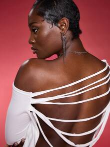 Normani 不对称领口撕破后背长袖针织超大上衣，假日，度假，伊比沙岛，节日，狂欢，酷女孩，沉船外出上衣俱乐部万圣节派对 - 白色 - 查看 6