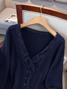 GlowEve CURVE Plus Size Elegant Solid Color Lace Patchwork Cardigan