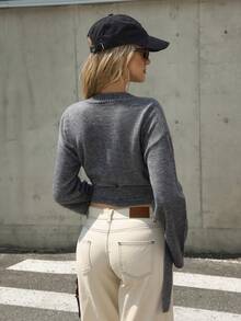 Chiquease Cárdigan de punto casual y elegante con cuello en V corto gris, estilo envolvente, con lazo lateral y mangas largas acampanadas, para mujer. Ideal para invierno, otoño, otoño, Navidad, Año Nuevo y fiestas de Acción de Gracias. - Gris - Ver 2