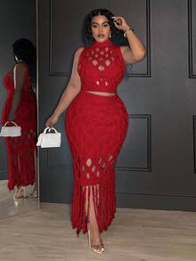 Veslaya Plus Size Hollow Out Turtleneck Sleeveless Top And Fringe Hem Skirt Sweater Set - Red - View 11