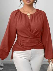 Elenzga Plus Size Women's Solid Color Keyhole Neck Raglan Lantern Sleeve Pleated Fashion Blouse - Redwood - View 4