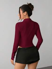 SHEIN PETITE Áo sơ mi nữ mùa hè kiểu mới, thích hợp mặc đi làm hàng ngày, vạt áo nhọn, ngực nhún, cổ đứng, cài cúc đơn, tay dài, ôm sát, màu trắng, áo đỏ, chủ đề Giáng sinh, áo đỏ cho nữ, áo Giáng sinh cho nữ - Màu Đỏ Sâu - Xem 2