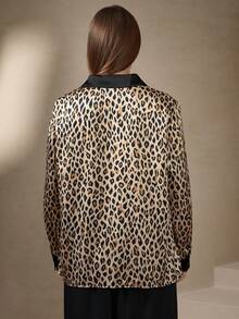 Chikora 加大码撞色豹纹长袖宽松衬衫，秋季猎豹纹冬季圣诞节感恩节衬衫 - 彩色 - 查看 3