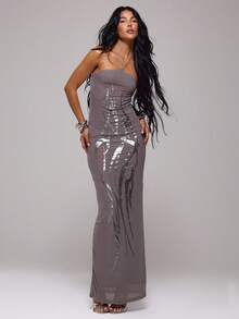 MUSERA 链条吊带印花修身长款连衣裙，适合秋季夜晚外出、优雅性感派对场合，以及春夏度假等场合。 - 灰色 - 查看 1