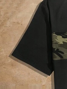 Manfinity BRENVOR Men Colorblock Camo Print Short Sleeve Tee & Drawstring Waist Sweatpants Set, Going Out Summer Outfit, Cozy Outfits, Couple Things - Multicolor - View 3