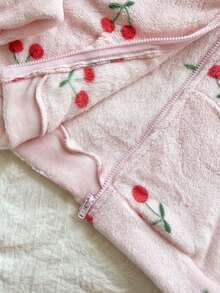 SHEIN Vintaside Kids 少女心可爱粉色樱桃时尚舒适连帽长袖外套秋冬 - 紅色 - 查看 9