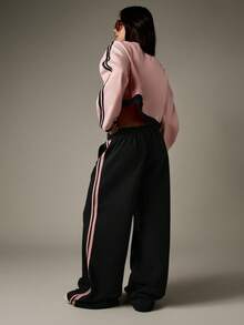 MISSGUIDED MSGD 宽腿慢跑裤，侧条纹细节，宽松版型运动裤，休闲舒适 - 黑色 - 查看 2