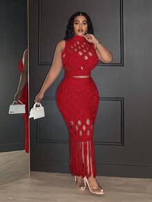 Veslaya Plus Size Hollow Out Turtleneck Sleeveless Top And Fringe Hem Skirt Sweater Set - Red - View 3