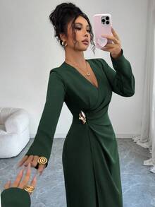 Elenzga Women's Elegant Solid Color V-Neck Metal Decor Ruched Fitted Split Hem Maxi Dress, Spring/Autumn - Dark Green - View 3