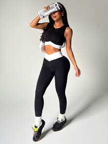 Dewbera Set sport fără cusături pentru femei, cu maiou scurt și colanți, în culori contrastante - Alb-negru - Vizualizare 5