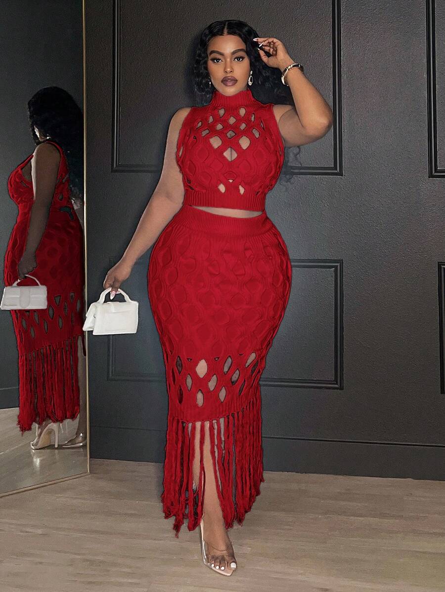 Veslaya Plus Size Hollow Out Turtleneck Sleeveless Top And Fringe Hem Skirt Sweater Set - Red - View 1