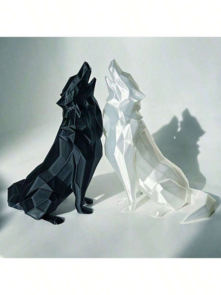 Modern Abstract Geometry Wolf Statue - 3D Printed Plastic Sculpture, Suitable For Home And Office Decoration, Indoor And Outdoor Use, No Electricity Required, Suitable For Living Room, Bookshelf, Entrance, Indoor And Outdoor Decoration | Abstract Wolf Design | Plastic - Multicolor - View 1