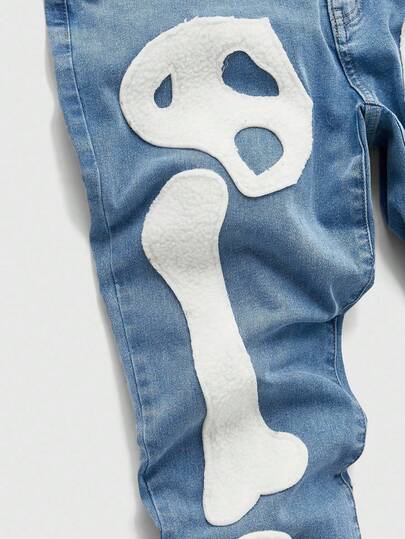 Street Life Jeans en denim superposés pour hommes avec patch brodé de squelette