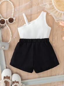 SHEIN 女宝宝韩版时尚夏季新款时尚 3D 花卉装饰套装、细肩带背心 + 可爱短裤 2 件套服装