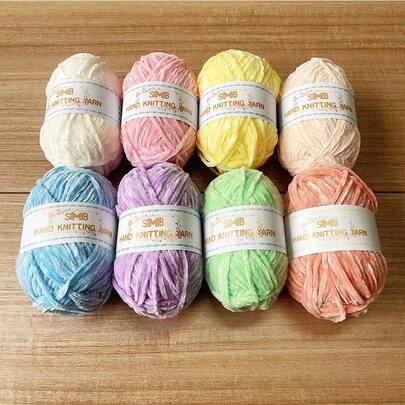 8pcs/400g High Quality Shiny Chenille Yarn Assortment, For Crochet, Knitting DIY Products (Bags, Hats, Decorations, Blankets), Handmade DIY Christmas Gifts, Soft & Plush Faux Fur Eyelash Yarn, With 3mm Crochet Hook (1pc=50g=90M=1.76oz*8pcs)