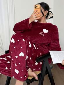 SHEIN بيجامة نسائية مريحة من الفلانيل بنمط قلب، ملابس علوية بأكمام طويلة وبنطال، ملابس شتوية - الأحمر - مشاهدة 6
