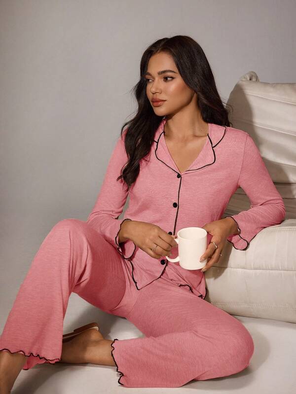 Lazeform Conjunto de pijama de mujer Lazeform con top de manga larga y pantalones, de tela de punto con caída suave, cuello con volantes y apertura frontal, color rosa, ropa de invierno de estilo minimalista y casual