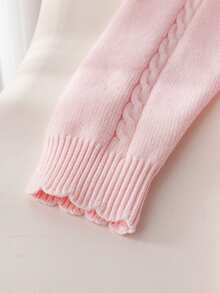 SHEIN 可爱的小女孩针织毛衣裙，4-7 岁，精致的针织纹理搭配甜美的蝴蝶结装饰，适合春/秋、秋/冬、学校、公园郊游、儿童派对，轻松散发公主气息，精致的扭绳和针织图案搭配可爱的蝴蝶结装饰，温柔而俏皮 - 粉色 - 查看 4