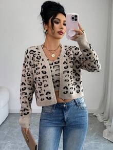 SHEIN Elenzya 2 piezas Conjunto vintage elegante de punto, chaleco de cuello halter + cárdigan cómodo, con estampado de leopardo de moda, adecuado para fiestas de otoño/invierno, salidas, viajes y citas - Caqui - Ver 1
