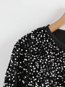 Comfylo Plus Size Sequin Decor Round Neck Long Sleeve T-Shirt, Party Sequin Winter New Year Sparkly Black Top