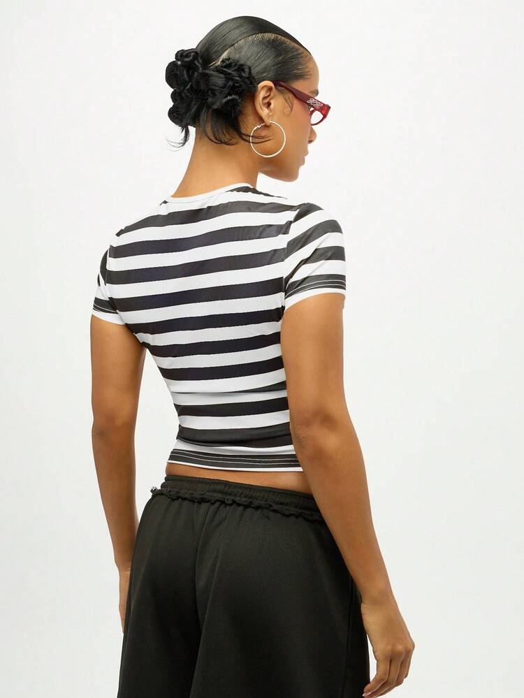 SUMWON Indie Y2K Aesthetic Hotline Stripe Baby Tee Fitted T Shirt NY City Print Crop Top Retro Urban Summer Festival Wear