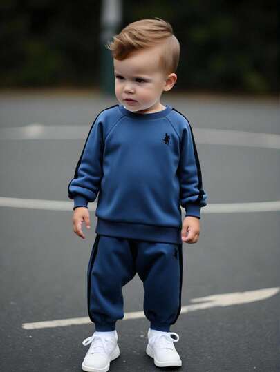 SHEIN Playful Pals 2pcs Baby Boy Toddler Newborn 0-3Y Casual Daily Wear Funny 3D Dinosaur Print Short Sleeve T-Shirt And Shorts 2-Piece Set, Spring/Summer Dark Blue Baby Boy Outfit Baby Casual Sets Baby Tracksuit Baby Set Autumn Winter Season Baby Sportswear