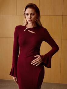 MOTF PREMIUM WOMEN'S RIBBED KNIT FLARE SLEEVE MERMAID HEM KNIT DRESS - Burgundy - View 5