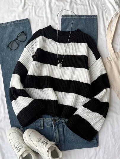 SHEIN Suéter de punto grueso con cuello redondo y contraste de blanco y negro, versátil y sencillo, para mujer, otoño/invierno