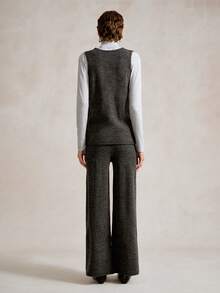 SHEIN LUNE 2件套女士V领无袖针织宽松口袋休闲毛衣套装 - 灰色 - 查看 2