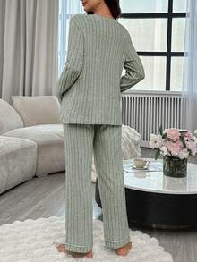 Moonlight&Mama PMaternity 字母印花做旧罗纹上衣和裤子家居服套装，冬季 - 綠色 - 查看 2