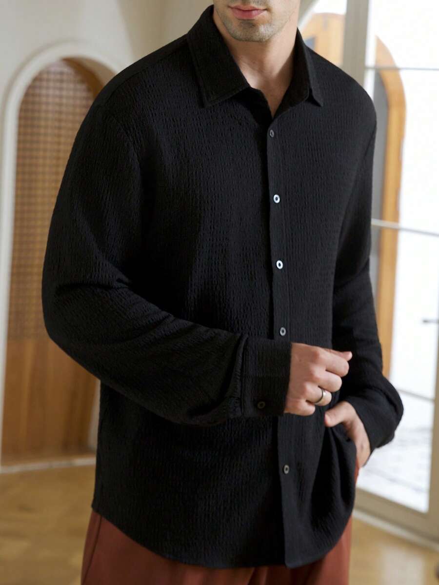 Manfinity Bizformal Men's Solid Color Long Sleeve Casual Button-Front Versatile Dress Shirt Men Textured Black Shirt Men Elegant Shirt Men Black Shirt Men Business Casual Shirt Black Formal Men Shirt Halloween Winter Black Vintage Boys Old Money Festival Wedding Guest Men's Prom - Black - View 1