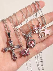 ROMWE Goth 5件套哥特复古风项链套装，包含十字架、太阳、月亮、飞蛾和骷髅吊坠，万圣节 - 粉色 - 查看 2