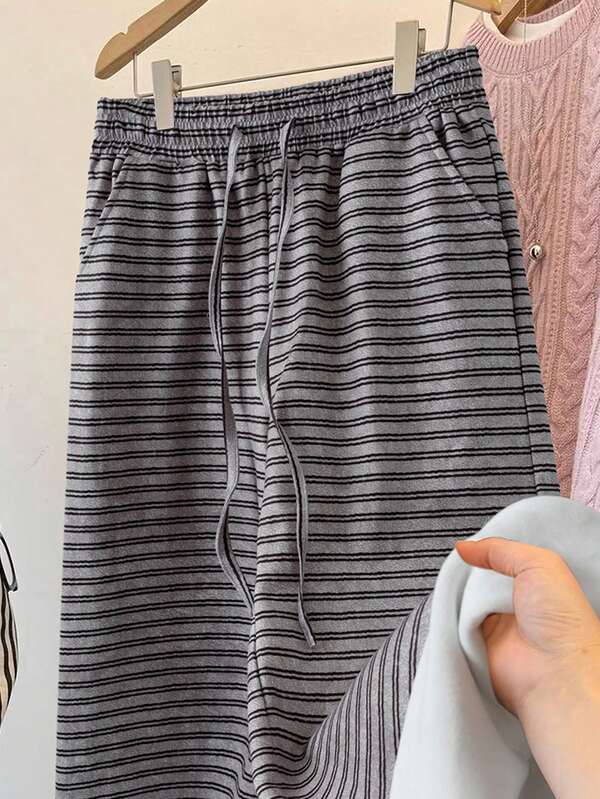 GlowEve Pantalones rectos de felpa con cordón ajustable y diseño de rayas para mujer