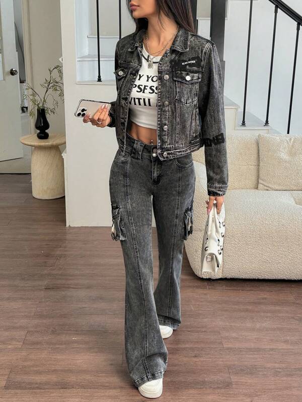 Rivivi Women's Front Button Pocket Applique Casual Long Sleeve Denim Jacket